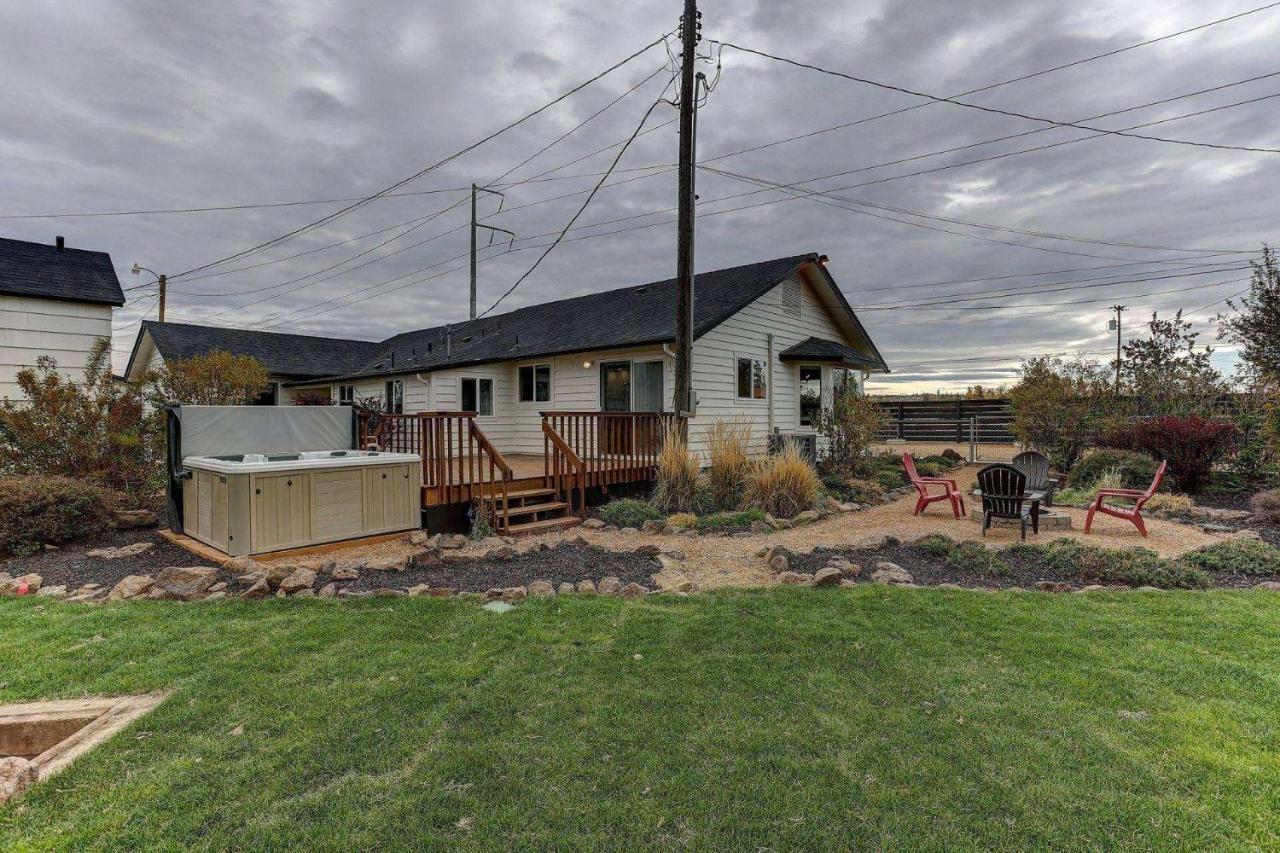 Villa The Old Reindeer Ranch Redmond Exterior foto
